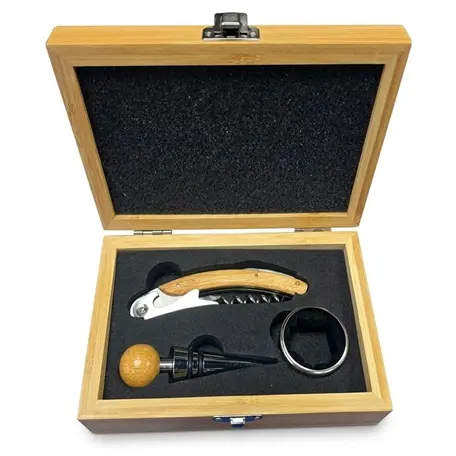 set de vino en estuche de madera personalizado grabado láser elegante