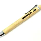 bolígrafo de madera personalizado grabado láser con nombre o logo