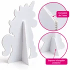 Parte posterior de figura de unicornio en coroplast de 3 mm con soporte triangular.